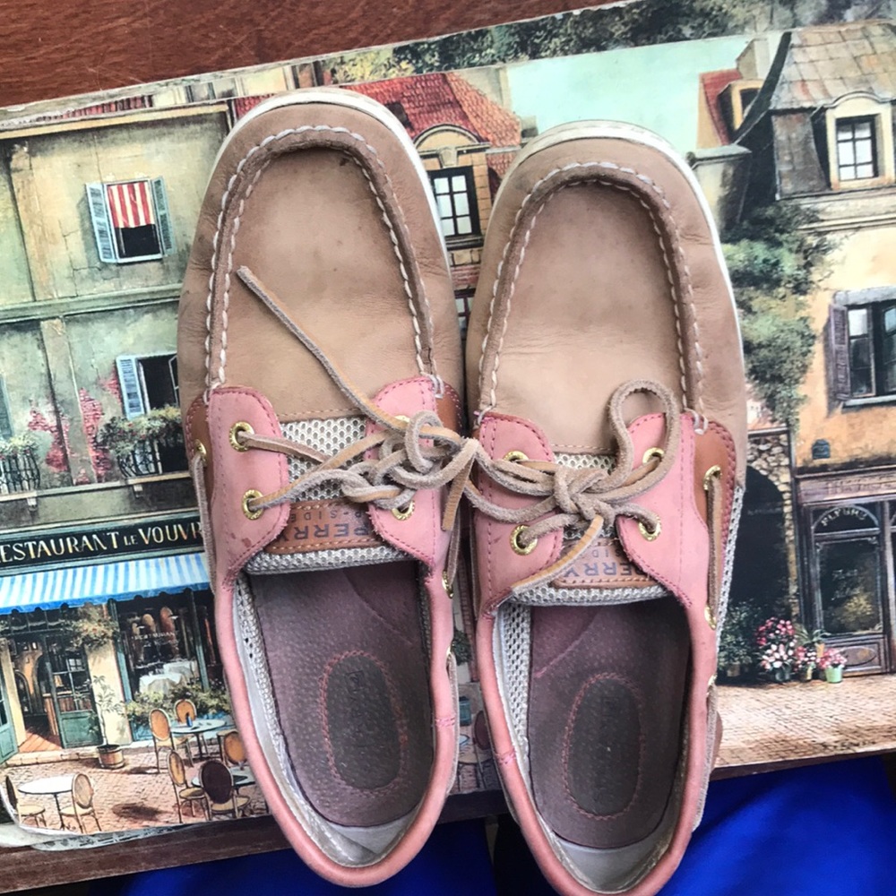 Sperry topsider
